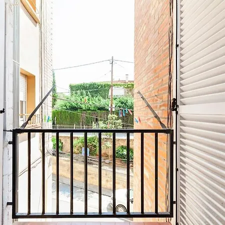 Apartment Newly Renovated Cozy On A Hill Arenys de Mar